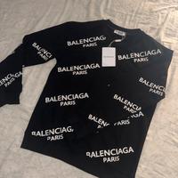 Pullover balenciaga felpa senza cappuccio S nuova