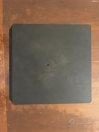 ps4 slim com giochi
