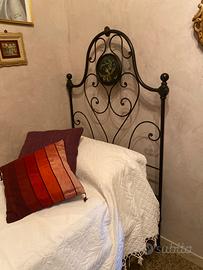 Letto singolo in fetto battuto