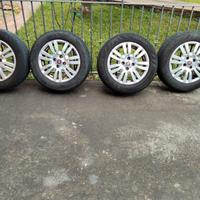4 Cerchi originali Fiat Grande Punto 15” con gomme