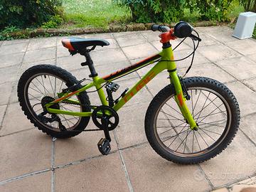 Bicicletta MTB cube acid 200