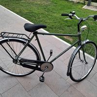 Bicicletta Bottecchia uomo verde e nera citybike