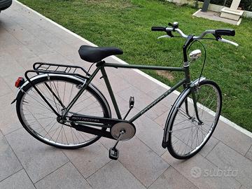 Bicicletta Bottecchia uomo verde e nera citybike