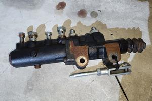 pompa freno betoniera auto betoniera 