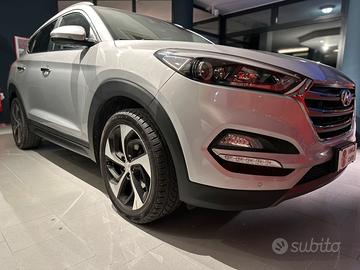 Hyundai 1.7cc TUCSON 4wd SOUND EDITION