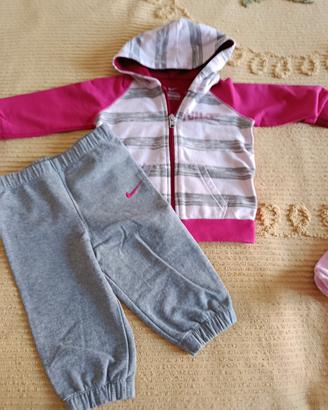  Completino Navigare x 3/6 mesi . Tuta Nike 
