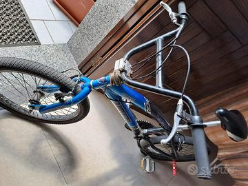 Bici -BMX   FREE STYLE-