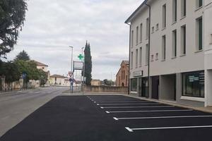 Negozio di 107 mq fronte strada a Montebelluna