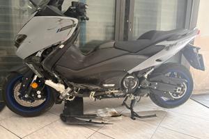 Tmax 560 2020