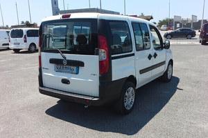 fiat doblo MJT vettura con 5 posti