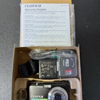 Fujifilm FinePix JV200 Fotocamera Digitale Nera