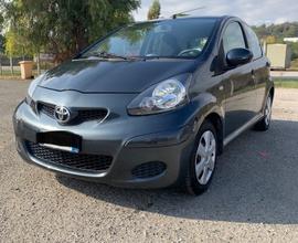 Toyota Aygo 1.0 12V VVT-i 5 porte Deep Ocean Conne