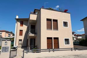 Appartamento di 73 m² con 3 locali e box auto a Ba