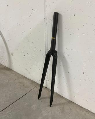 forcelle varie, in carbonio