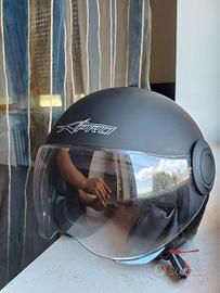 casco da motociclista 