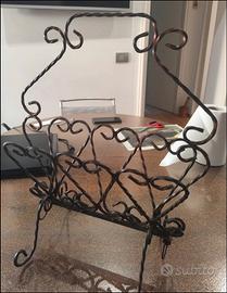 Porta riviste in ferro battuto vintage – 