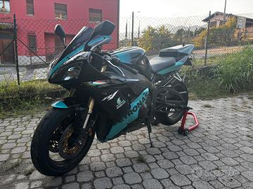 Yamaha r1 2002