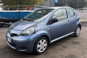 Toyota Aygo 1.0 12V VVT-i 3 porte Sol