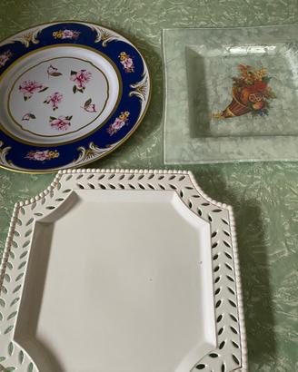 Tre piatti/vassoi decorativi vintage