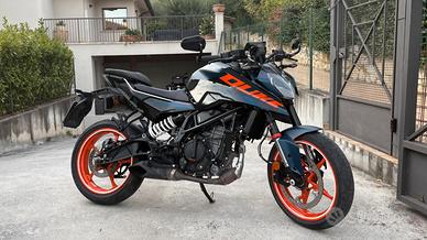 KTM Duke 125 – 2024