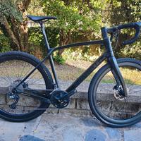 pinarello gravel carbonio Granger 