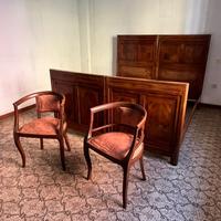 Letto e sedie in legno antico anno 1930