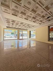 Immobile di 130 m² con 2 locali a Montegrotto Term