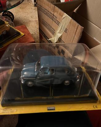 Modellino 1:24 Fiat 600D (I Serie)