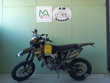 Suzuki Valenti RME 50 racing