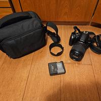 Nikon D3000 +  obbiettivo 18-105mm + accessori