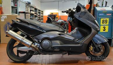 Yamaha T Max - 2005