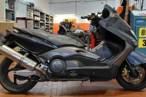 Yamaha T Max - 2005