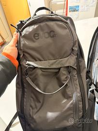 Zaino EVOC FR Lite Race + Sacca Idrica 2L –