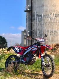 HM CRE 125 ENDURO (patente a1)