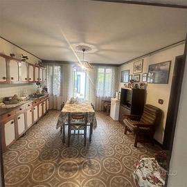 Mira porzine di villetta a schiera