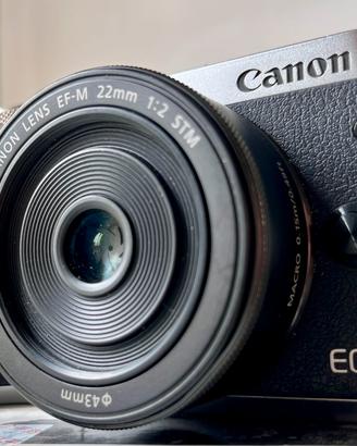 😍📸 Canon EOS M6 con due obiettivi + accessori ✅😍