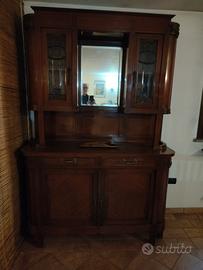 credenza stile Liberty 