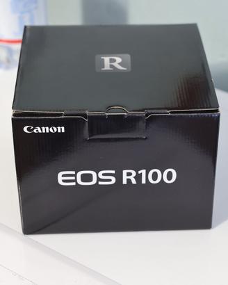 Canon EOS R100 in garanzia