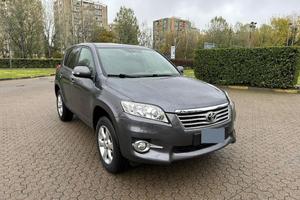 TOTOTA RAV4  150cv SUV Crossover 4x4