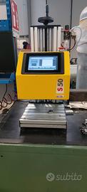 Marcatrice a percussione cnc