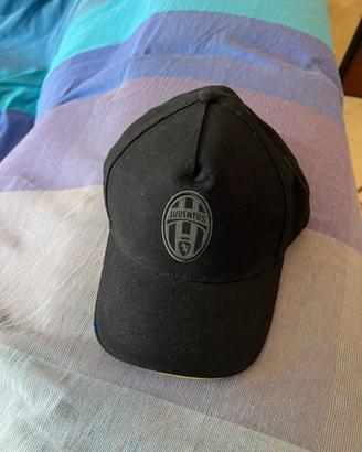 Cappello Juventus nero