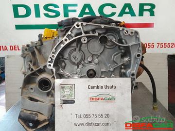 CAMBIO Renault ARKANA HYBRID CON BATTERIA H4MC632