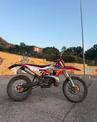 KTM 300 exc six days 2020