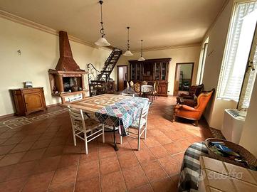 3 LOCALI A CIVITA CASTELLANA
