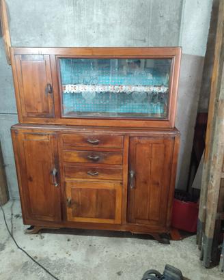 Credenza antica in legno massello con vetrina