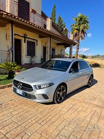 Mercedes-Benz A 180 Sport  Night Edition