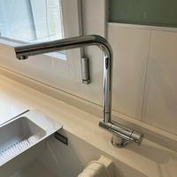 Miscelatore lavello reclinabile/abbattibile