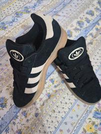 Scarpe adids amps nuero 40 e mezzo