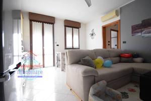 Appartamento di 83 m² con 4 locali e box auto a Ca