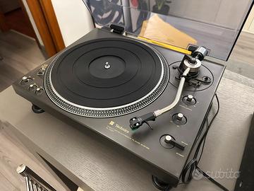 Giradischi Technics SL-1350+Amplificatore SU-7600